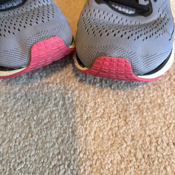 Brooks Trace 2 Women's Running Shoes Size 11B Purple Black 1203751B533 - Picture 5 of 10